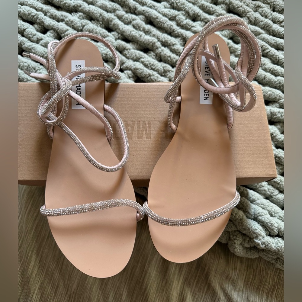Steve Madden Twirl-R Sandals